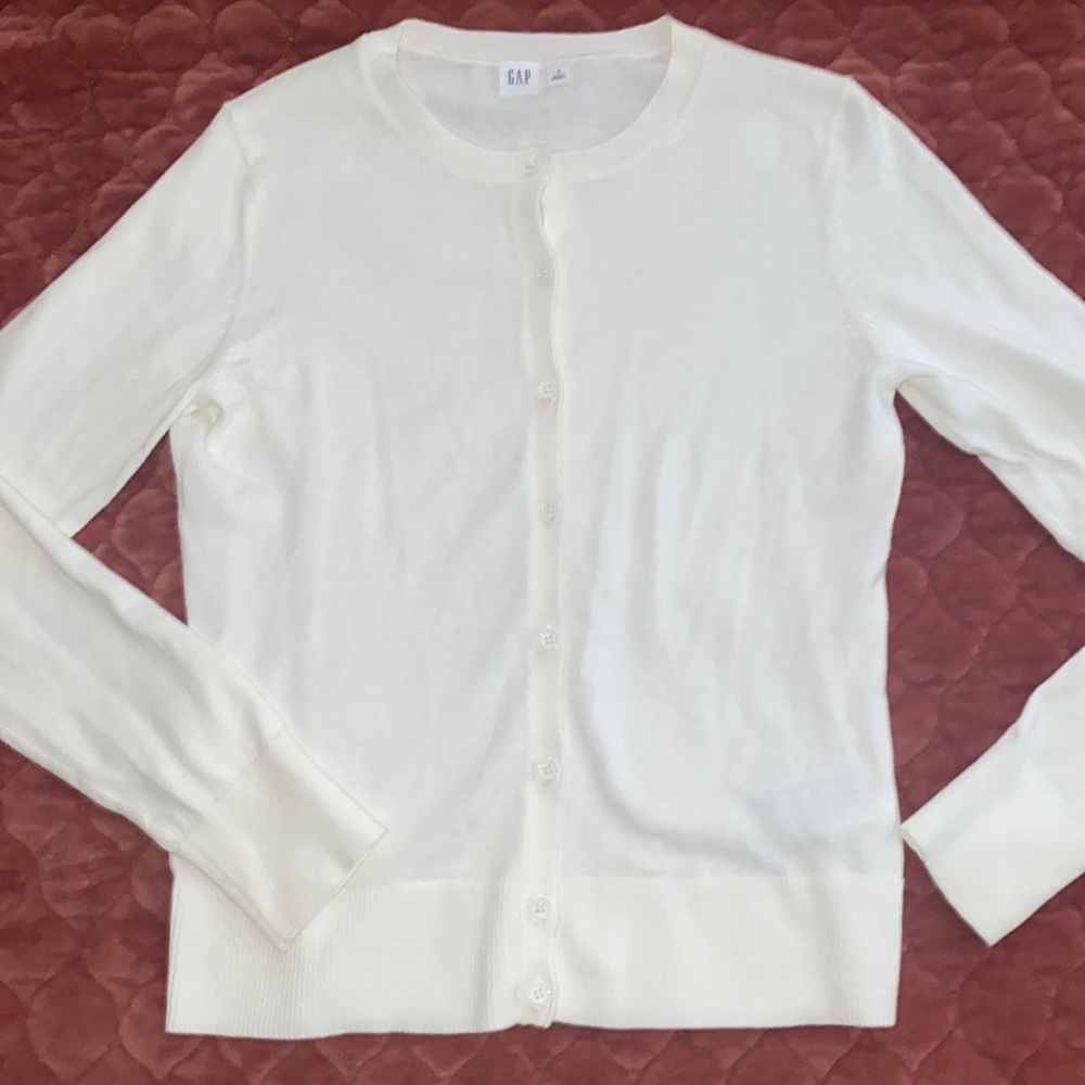 Gap Sweater